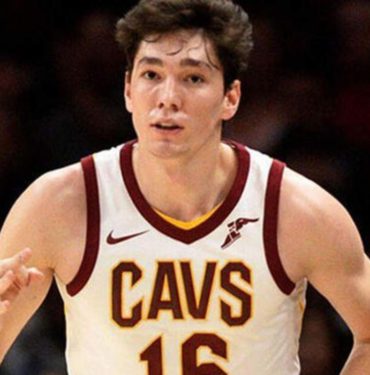 Cedi'li Spurs, Alperen'li Rockets'ı uzatmalarda yendi