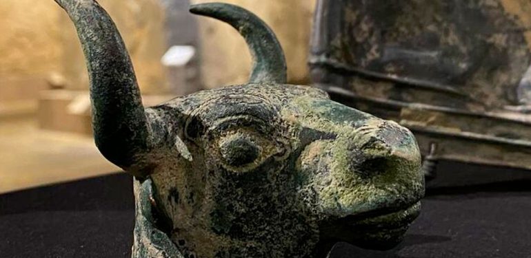 İsviçre'den-getirilen-37-tarihi-eser,-Anadolu-Medeniyetleri-Müzesi'nde