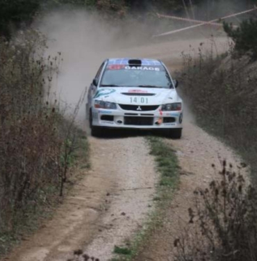 Ralli pilotları Bolu dağlarında tozu dumana kattılar