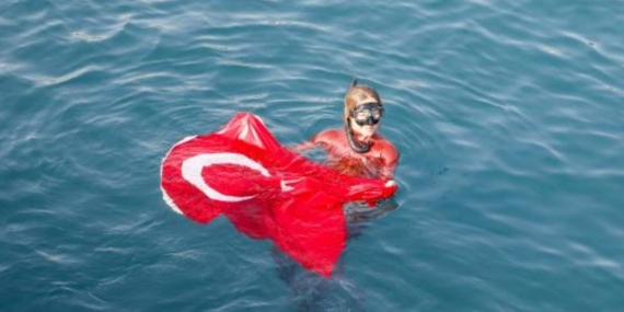 Milli sporcu Şahika Ercümen, Serbest Dalış Dünya Şampiyonası’nda Türkiye rekoru kırdı