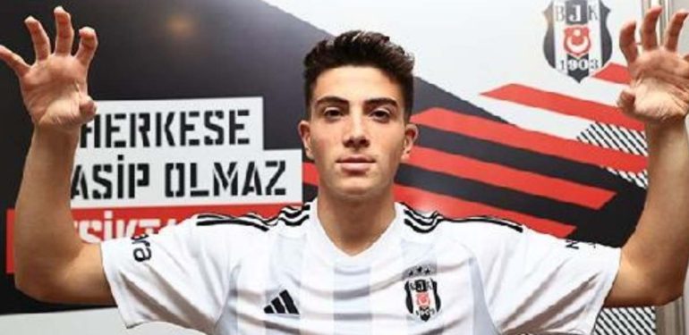 Beşiktaş, Yakup Arda Kılıç ile profesyonel sözleşme imzaladı