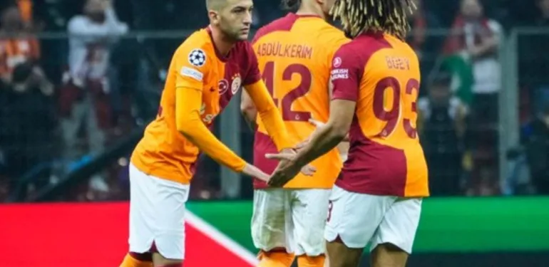 Galatasaray'da Manchester United maçının yıldızı haftanın 11'ine seçildi!
