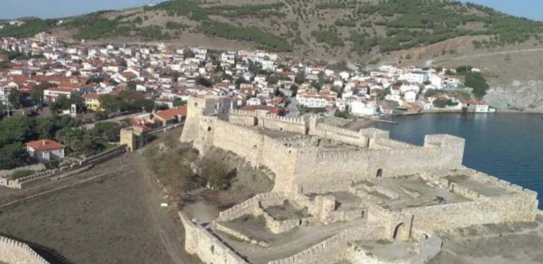 bozcaada kalesi