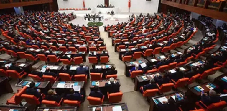 TBMM Genel Kurulu’nda ‘Yolsuzluk’ tartışması