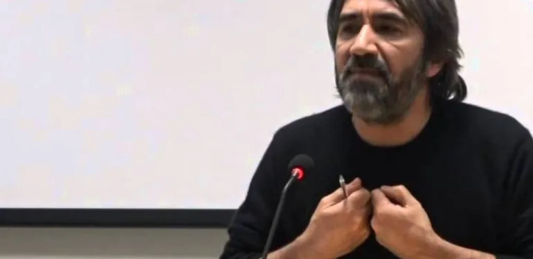 zeki demirkubuz