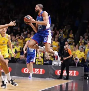 Anadolu Efes, deplasmanda Alba Berlin'i mağlup etti...