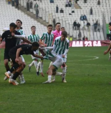 Bursaspor Başkanı Günay Kavgadaki hırsı, keşke sahada gösterseydiniz