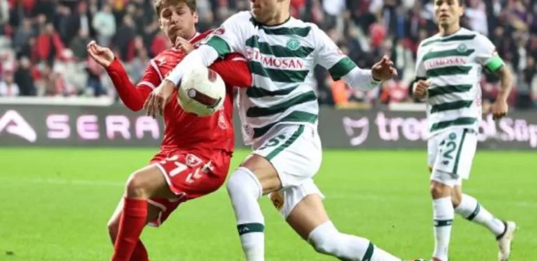 Samsun'da beraberlik! Samsunspor 1-1 Konyaspor...
