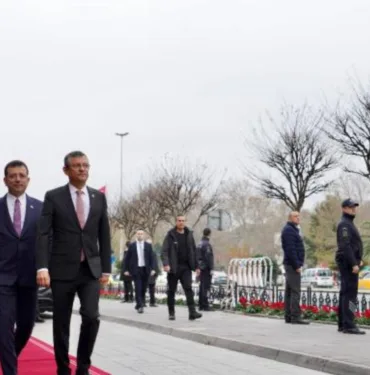 ekrem imamoğlu ve özgür özel