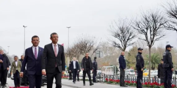 Özgür Özel, Silivri Marmara Cezaevi’nde İmamoğlu’nu ziyaret etti