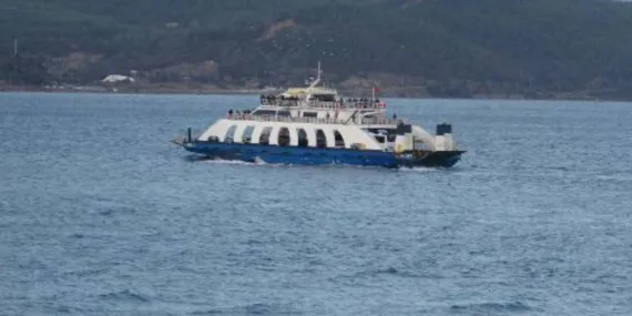 Bozcaada ve Gökçeada hatlarında feribot seferleri iptal edildi!