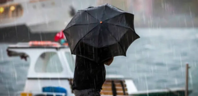 Meteoroloji’den o illere uyarı: Kuvvetli yağış ve fırtına geliyor!