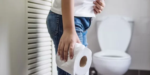 Bu karışım kabızlığı kökünden bitiriyor! Ağrılarınızı tamamen kesecek…