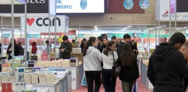 kitap fuarı (1)