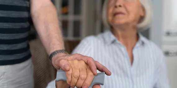 Parkinson hastalığı 20’li yaşlarda da görülebiliyor