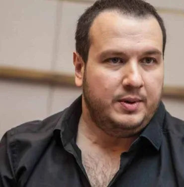 şahan gökbakar