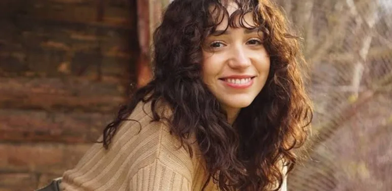 zeynep bastık1