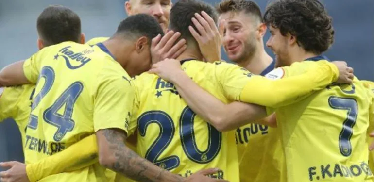 Cengiz Ünder yıldızlaştı! Fenerbahçe, İstanbulspor karşısında farklı kazandı...