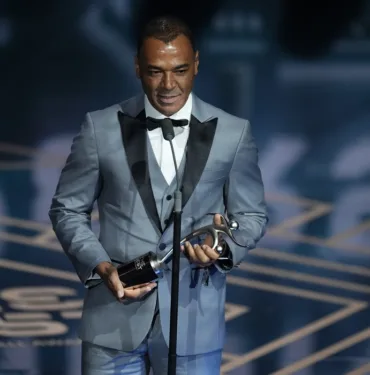 FIFA the best cafu