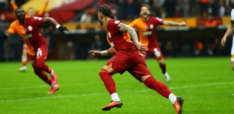 Galatasaray, Abdülkerim ile kazandı! Galatasaray 3-0 Tümosan Konyaspor