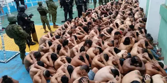 OHAL altındaki Ekvador’da hapishanelere operasyon: 2 bin 174 kişi gözaltına alındı