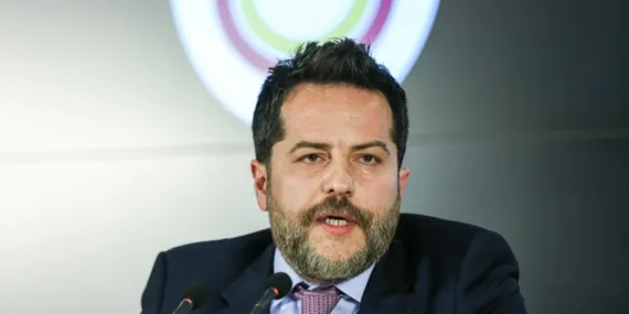 ‘Futbolda Bahis Soruşturması’nda yeni dalga: Galatasaraylı eski yönetici Erden Timur dahil 29 kişi gözaltına alındı!