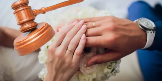 Mahkemeden emsal karar: Düğün fotoğraflarını izinsiz albüm yapan fotoğrafçıya hapis cezası!