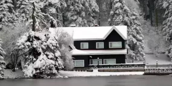 Gölcük Tabiat Parkı, karla kaplandı! Göl but tuttu