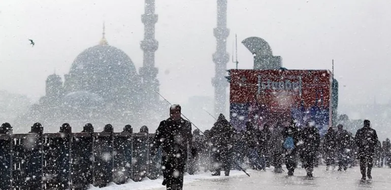 İstanbul’da kar yağışı başladı… İstanbul’da kar ne zamana kadar yağacak?