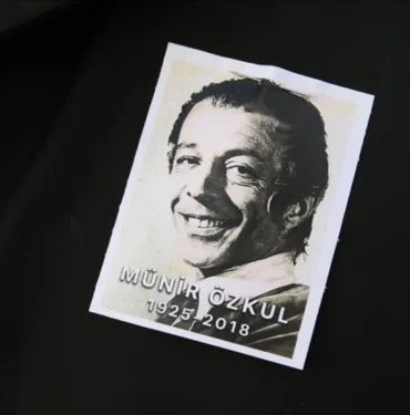 münir özkul