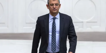 özgür özel