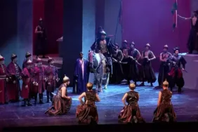 '2. Mehmet' Operası seyirciyle buluştu! Sahnede Mehmet'in atını canlandıran 'Çilli' ilgiyle izlendi