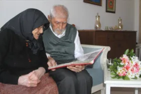 Aynı yastıkta 77 yıl... İlk günkü gibi sevgiyle