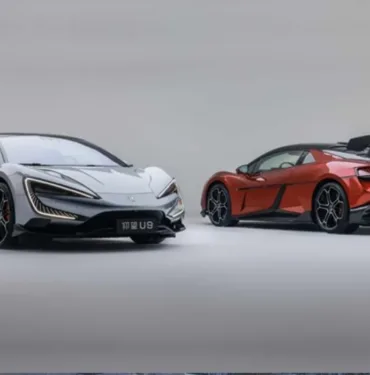 Çin dev ülkesinin Ferrari'yi andıran arabasını çıkardı.. (BYD)