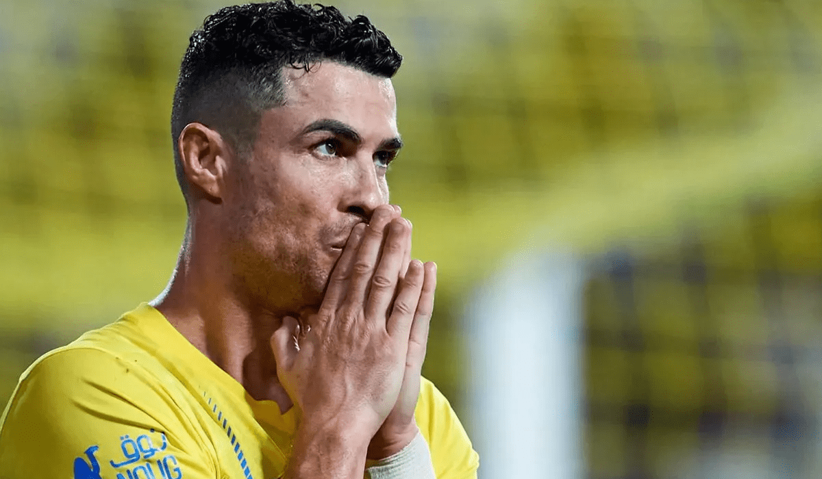 Cristiano Ronaldo,bir maç men cezası aldı
