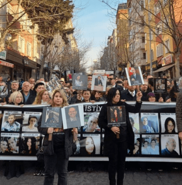 Dava yine ertelendi