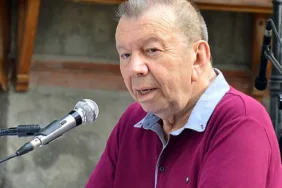 Eski bakan Yılmaz Karakoyunlu hayatını kaybetti! Yılmaz Karakoyunlu kimdir Siyasi hayatı nasıl başladı Nereli