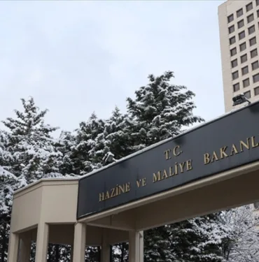 Hazine ve Maliye Bakanlığı, gelecek hafta 4 tahvil ihalesi ve 2 kira sertifikası satışı yapacak.