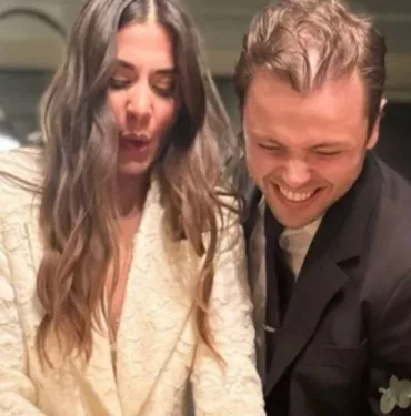 İlk adımı attılar... Tolga Sarıtaş ile Zeynep Mayruk nişanlandı!