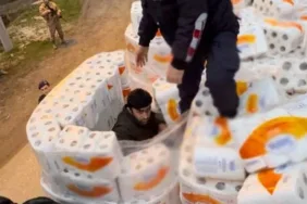 Kağıt havluların arasından 39 göçmen çıktı!