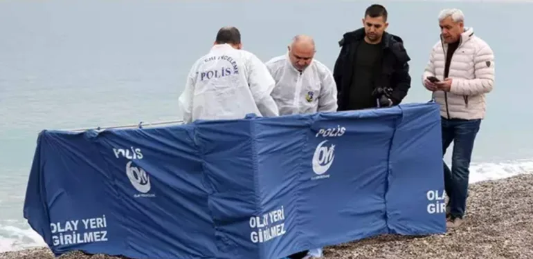 Kıyıya vuran bir ceset daha! Konyaaltı Sahili'nde erkek cesedi bulundu