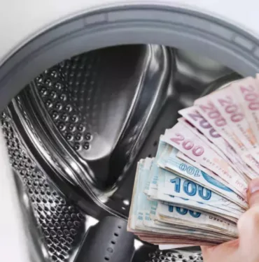 Mutlaka deneyin! Bir kaşık yetiyor... Çamaşır makinesine ekleyince elektrik faturasını yarıya düşürüyor