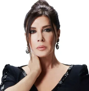 Nebahat Çehre'den şok açıklamalar 'Hiçbir zaman rol gereği bir erkekle yatmadım!'