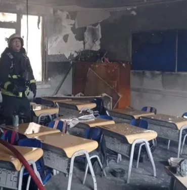 Okulda yangın paniği... Sınıflar kullanılamaz hale geldi!
