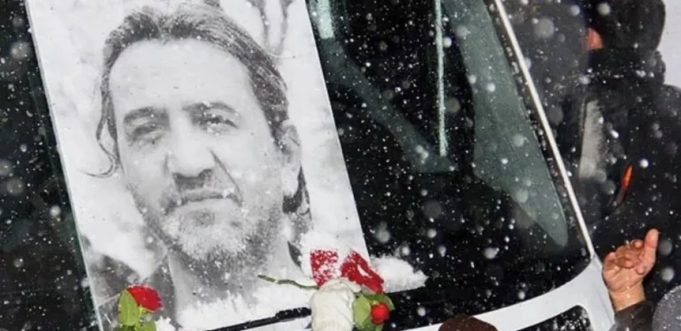 Öldüğünde 47 yaşındaydı... Gazeteci Nuh Köklü katledilişinin 9.yılında anılıyor