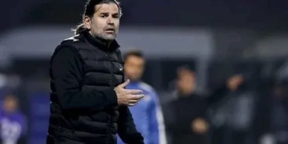 İbrahim Üzülmez’den Mert Hakan eleştirisi: ‘Misafir takım kulübesinin önünde…’