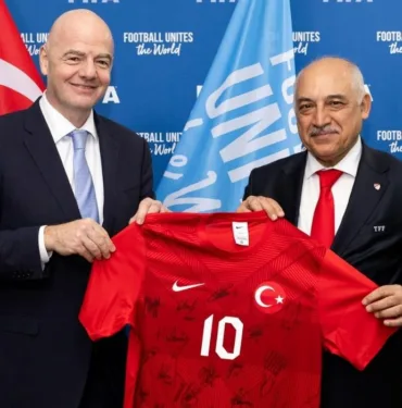 TFF Başkanı Büyükekşi'den FIFA Başkanı Infantino'ya ziyaret!