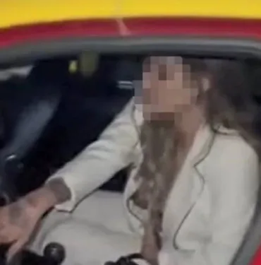 Taksi ücretini ödemeyen kadın hem şoföre hem polise saldırdı