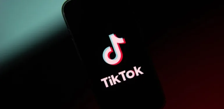 TikTok 'müstehcen' içeriklere karşı harekete geçti!