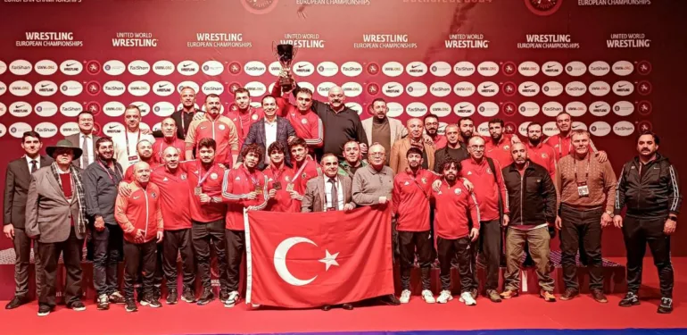 Türkiye Güreş Federasyonu geleceğin şampiyonları için planlı bir şekilde çalışmalarını sürdürüyor...